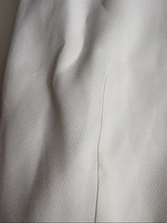 The Double Breasted Belted Flare
Dress by Ann Taylor Sleeveless White Size 10 - Picture 4 of 6